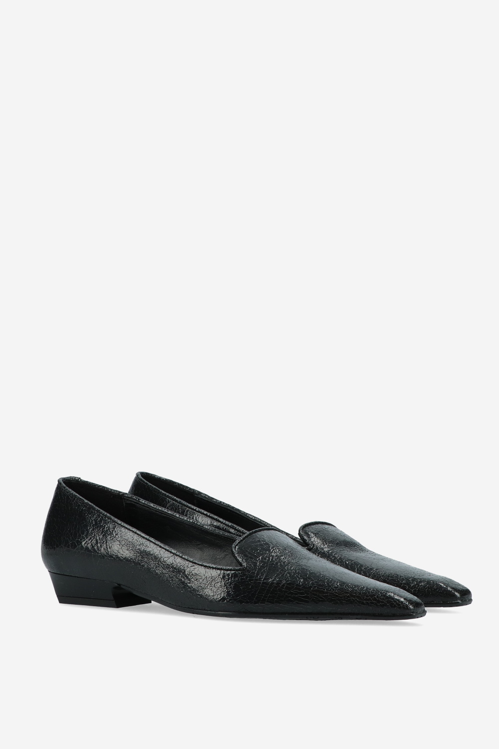 Crinkle leather loafers