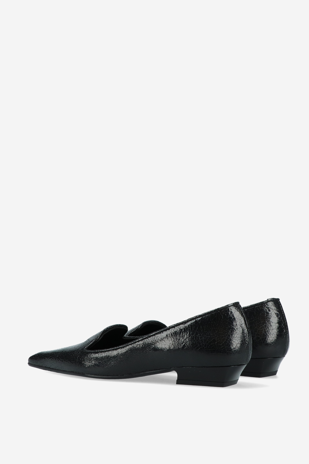 Crinkle leather loafers