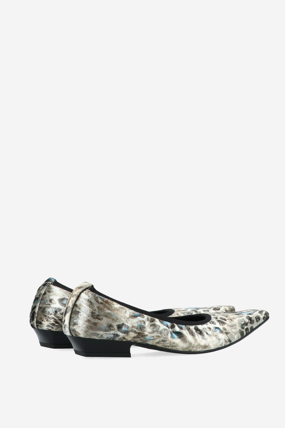 Velvet printed ballerinas