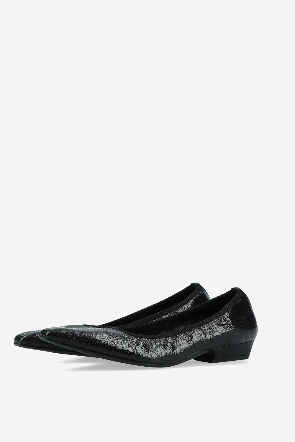 Crinkle leather ballerinas