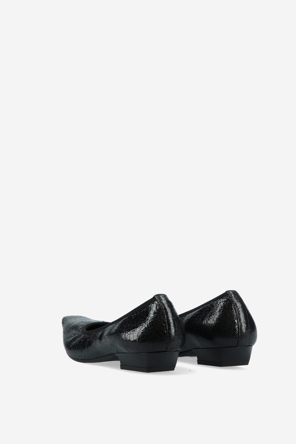 Crinkle leather ballerinas