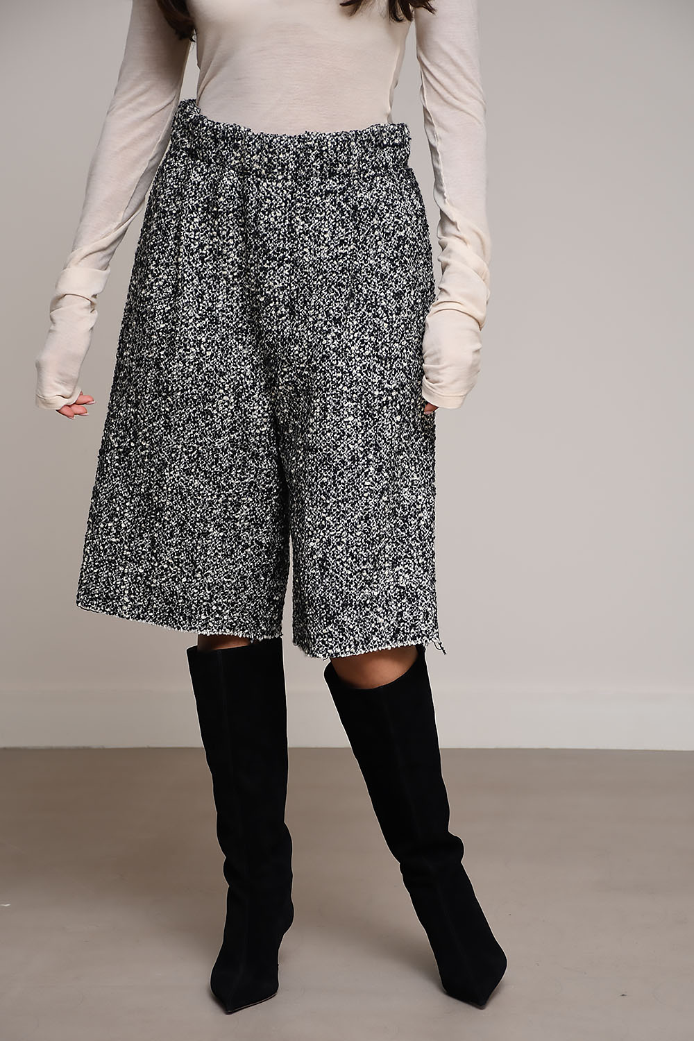 Jejia - Norma textured wool bermuda