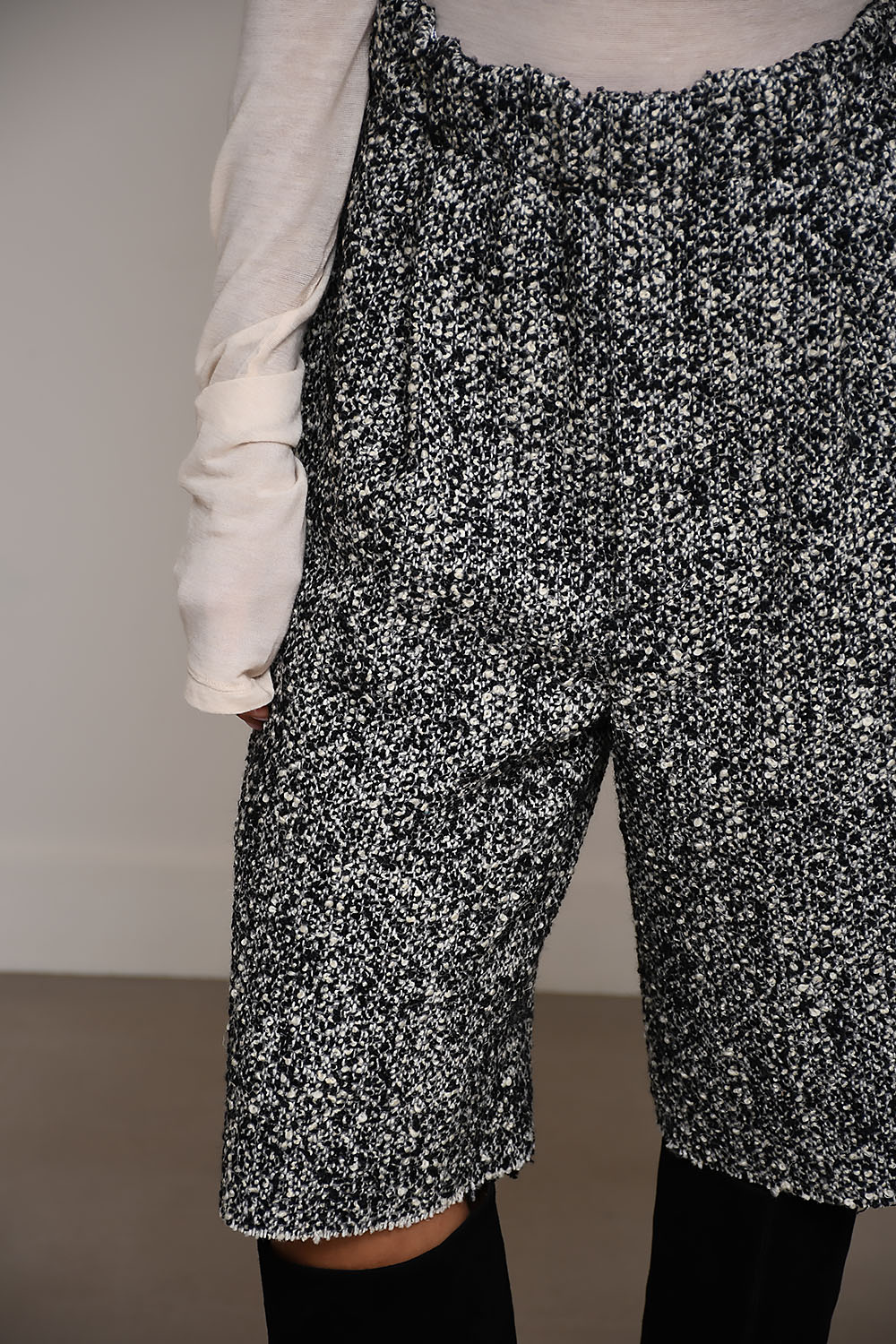 Norma textured wool bermuda