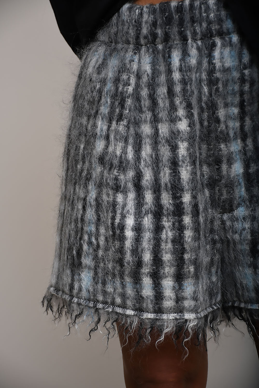 Norma mohair short
