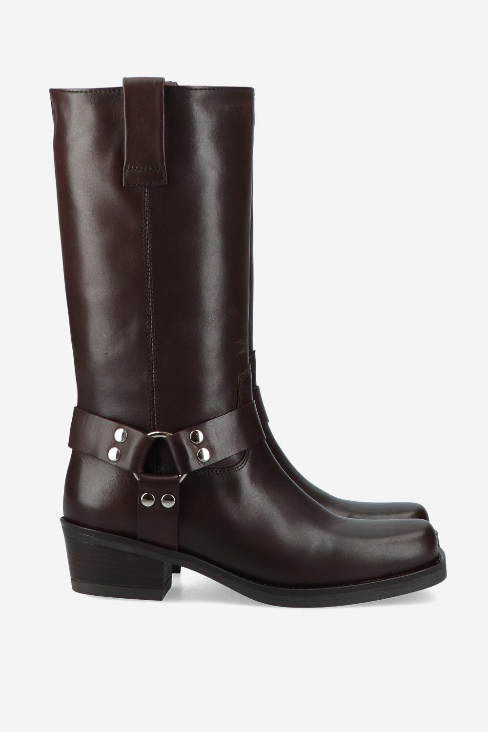 Buckle leather boots