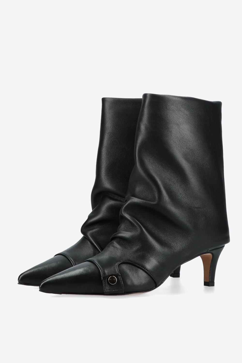 Slouchy leather boots