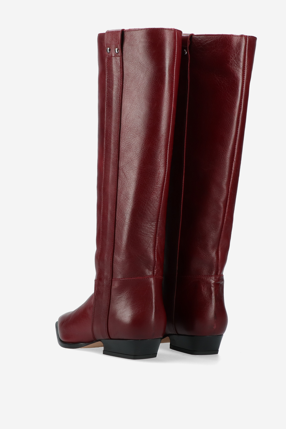 Knee-high leather boots