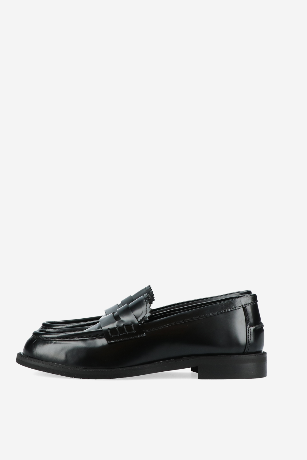 Polished leather loafers