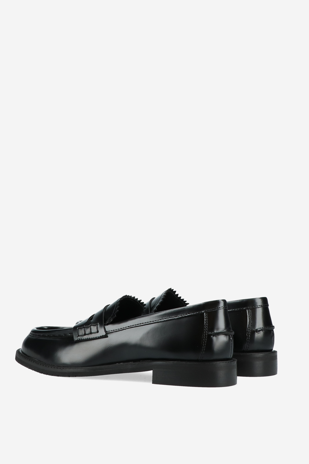 Polished leather loafers