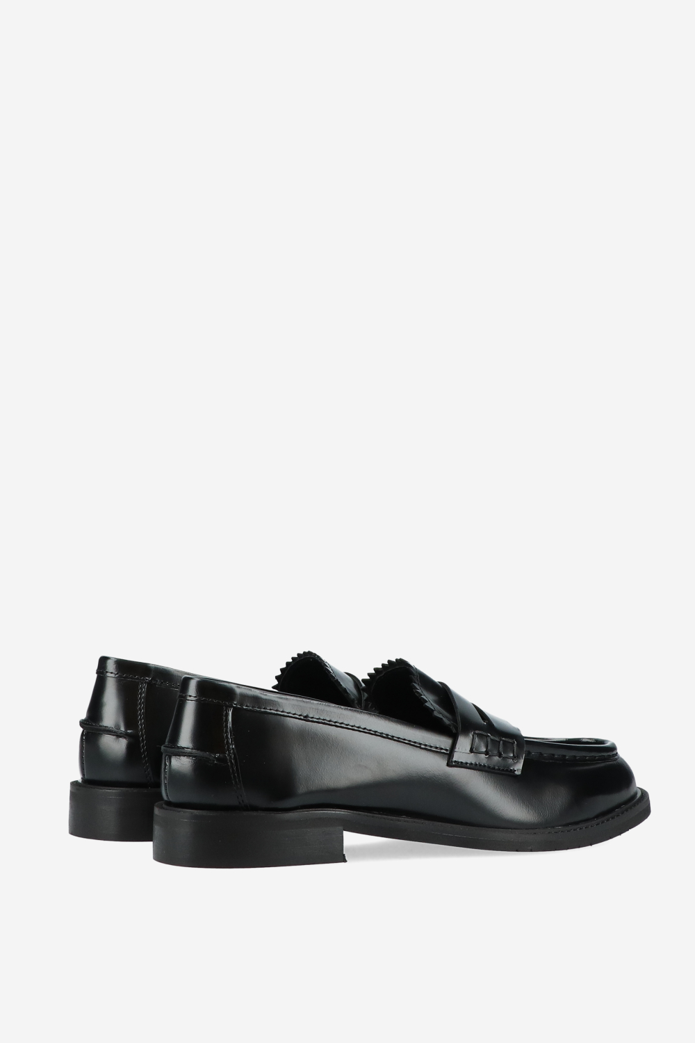 Polished leather loafers