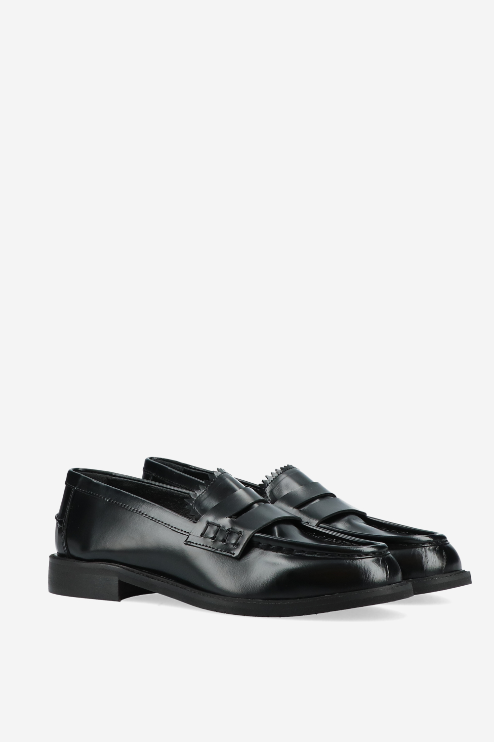 Julia Cerutti - Polished leather loafers