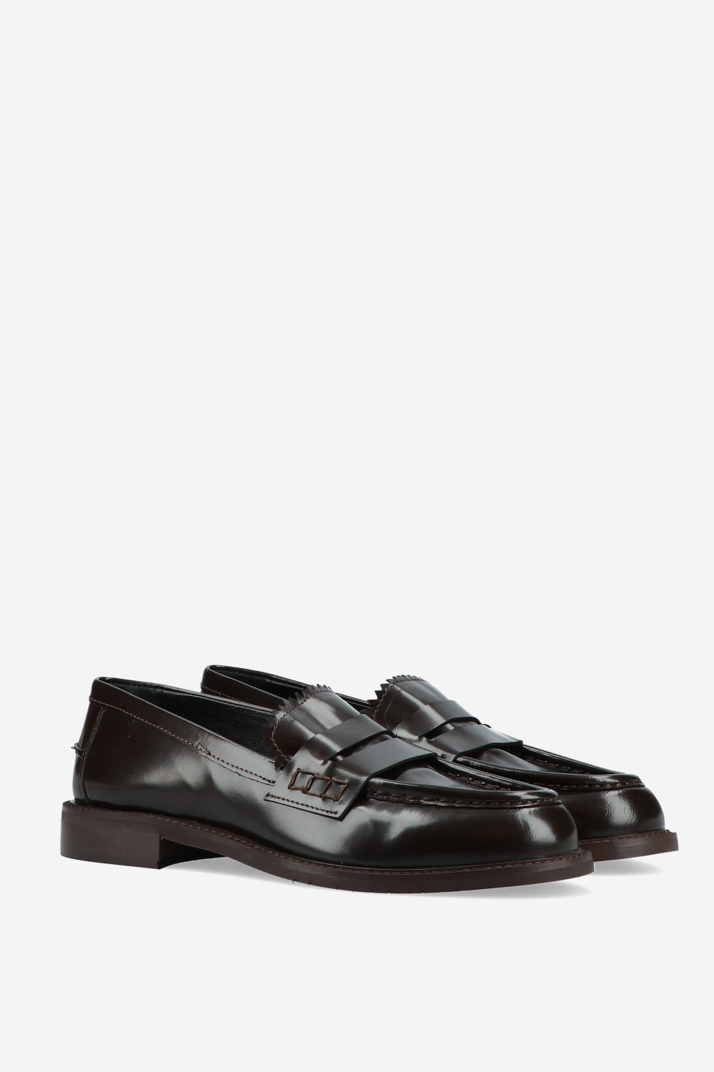 Polished leather loafers