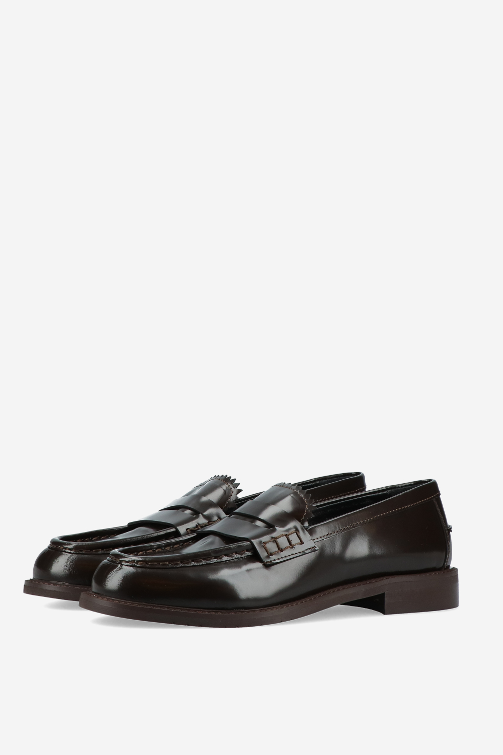 Polished leather loafers