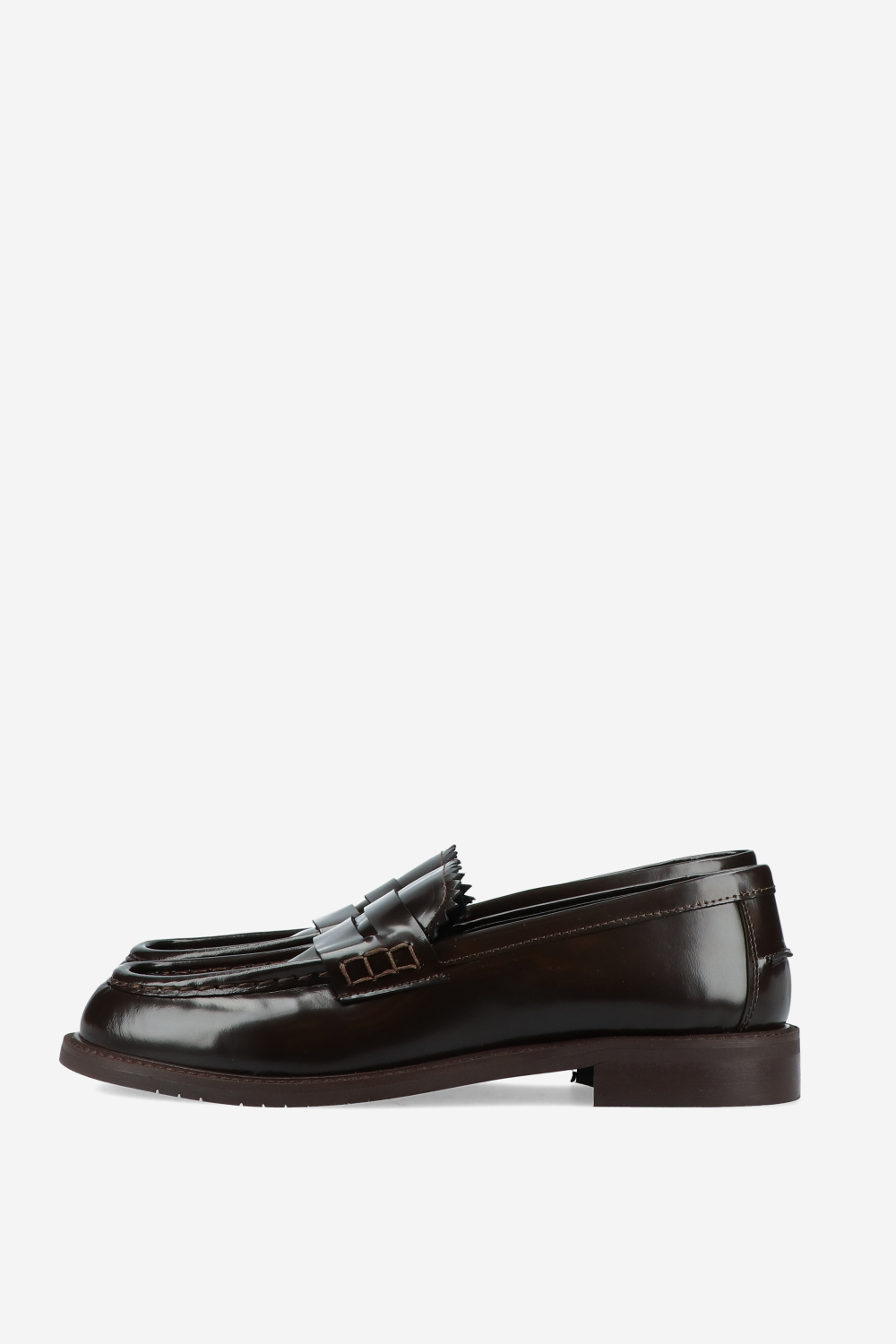 Polished leather loafers