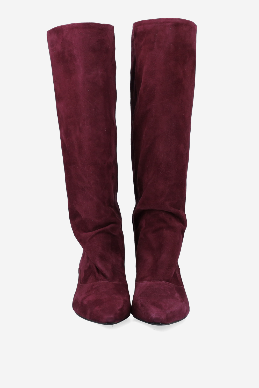 Pointed-toe suede boots