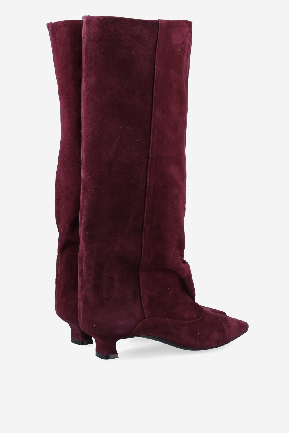 Pointed-toe suede boots