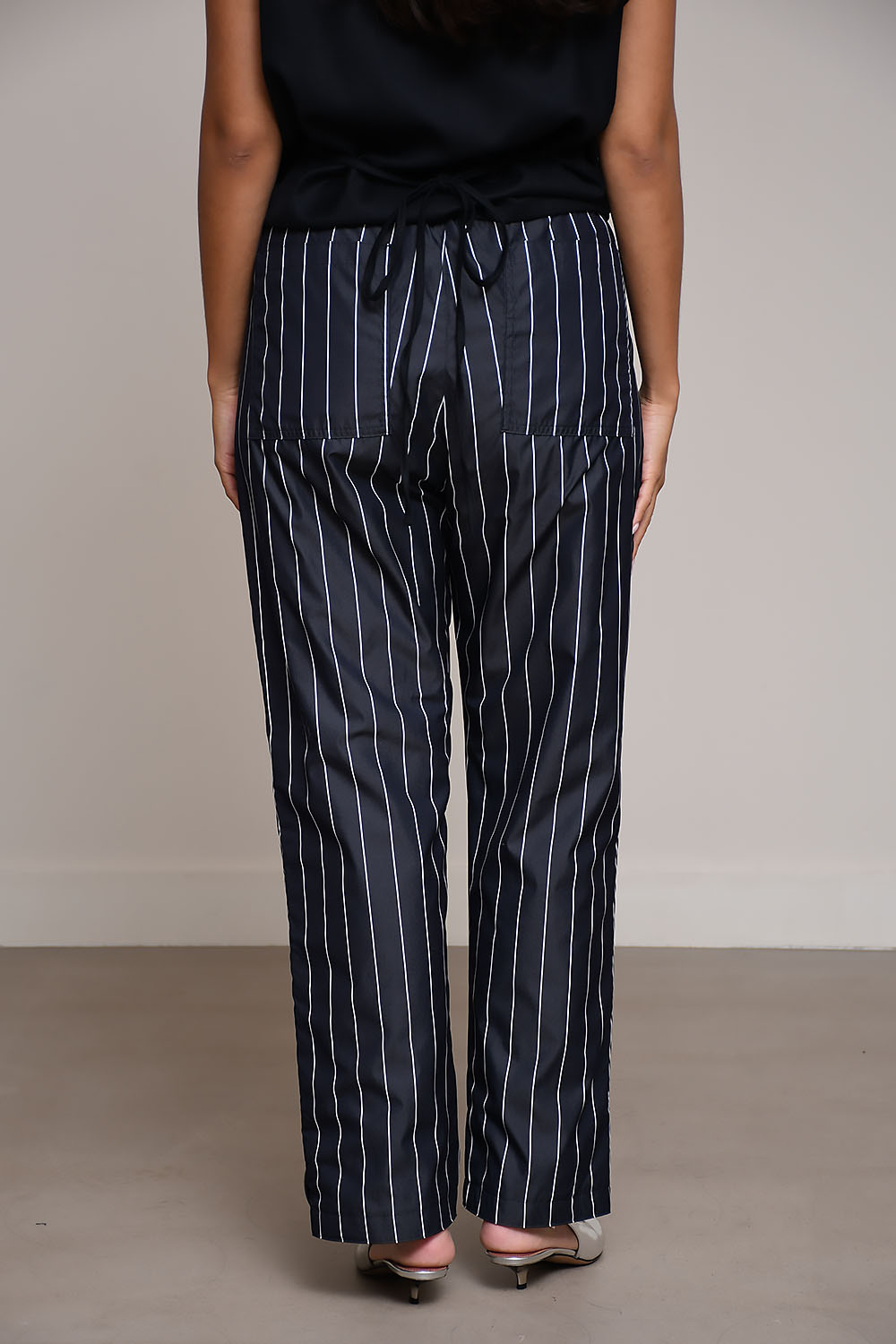 Patterned reversible pant