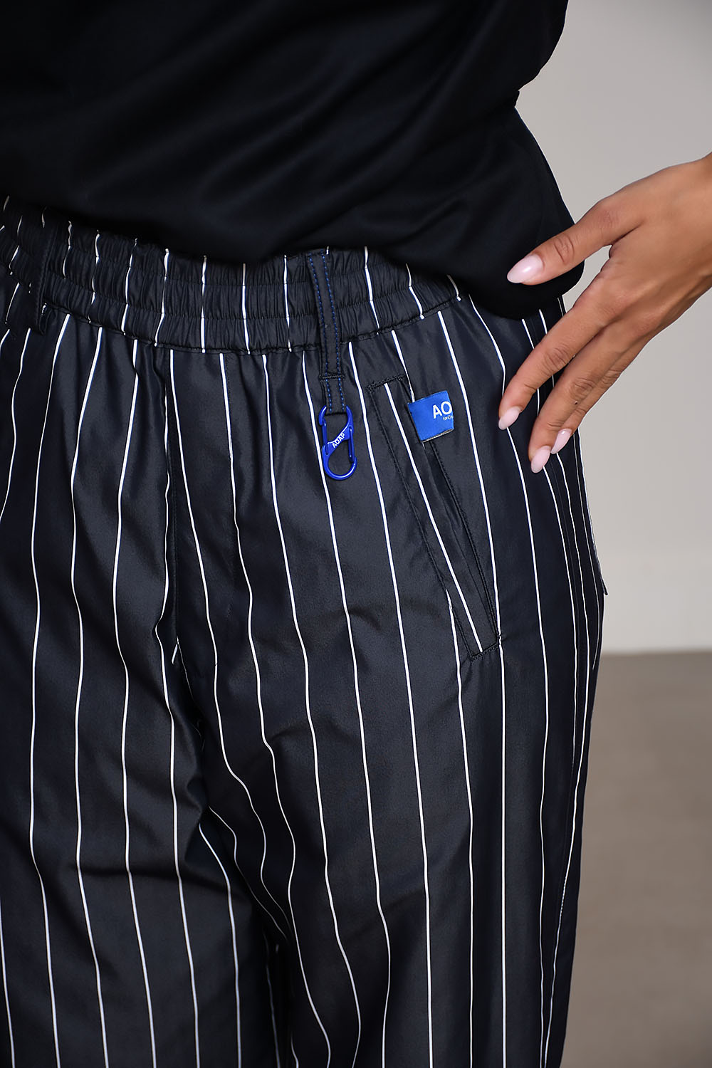 Patterned reversible pant