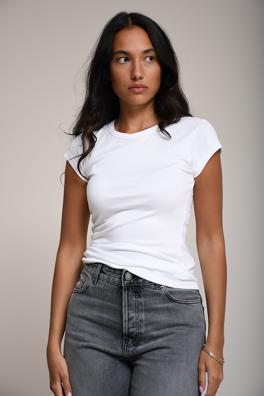 Neeve - The Mika modal top