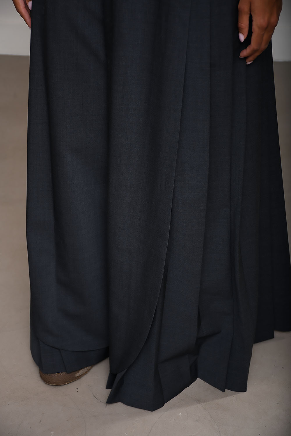 Phia atelier wool pleated pants