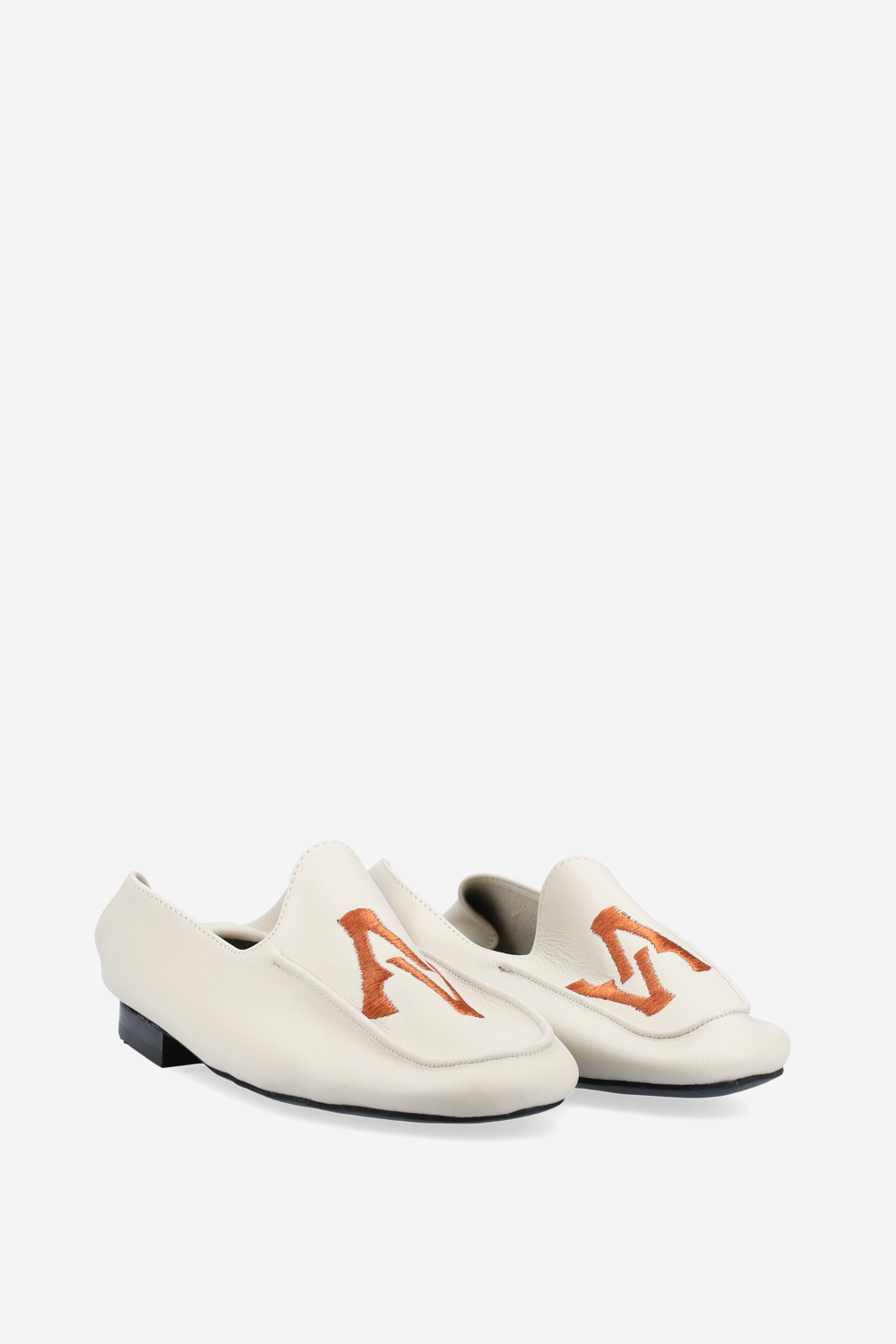 Logo embroidered leather loafers