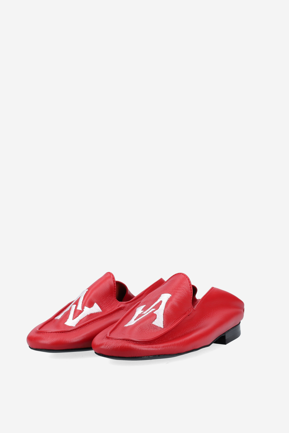 Logo embroidered leather loafers