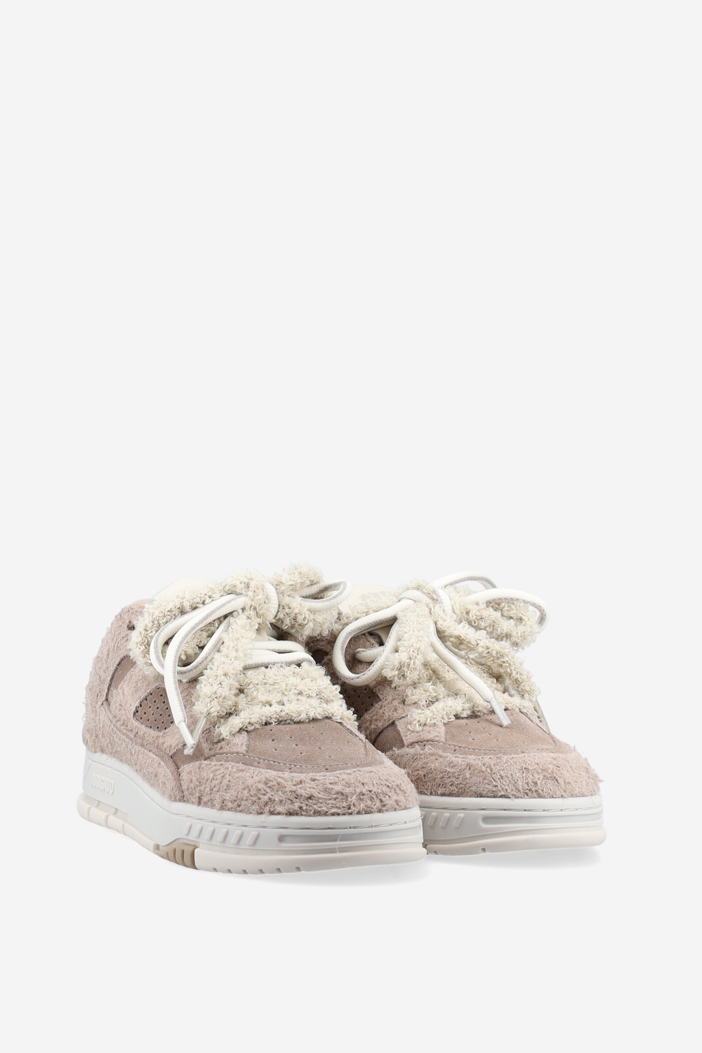 Area Lo label suede sneaker