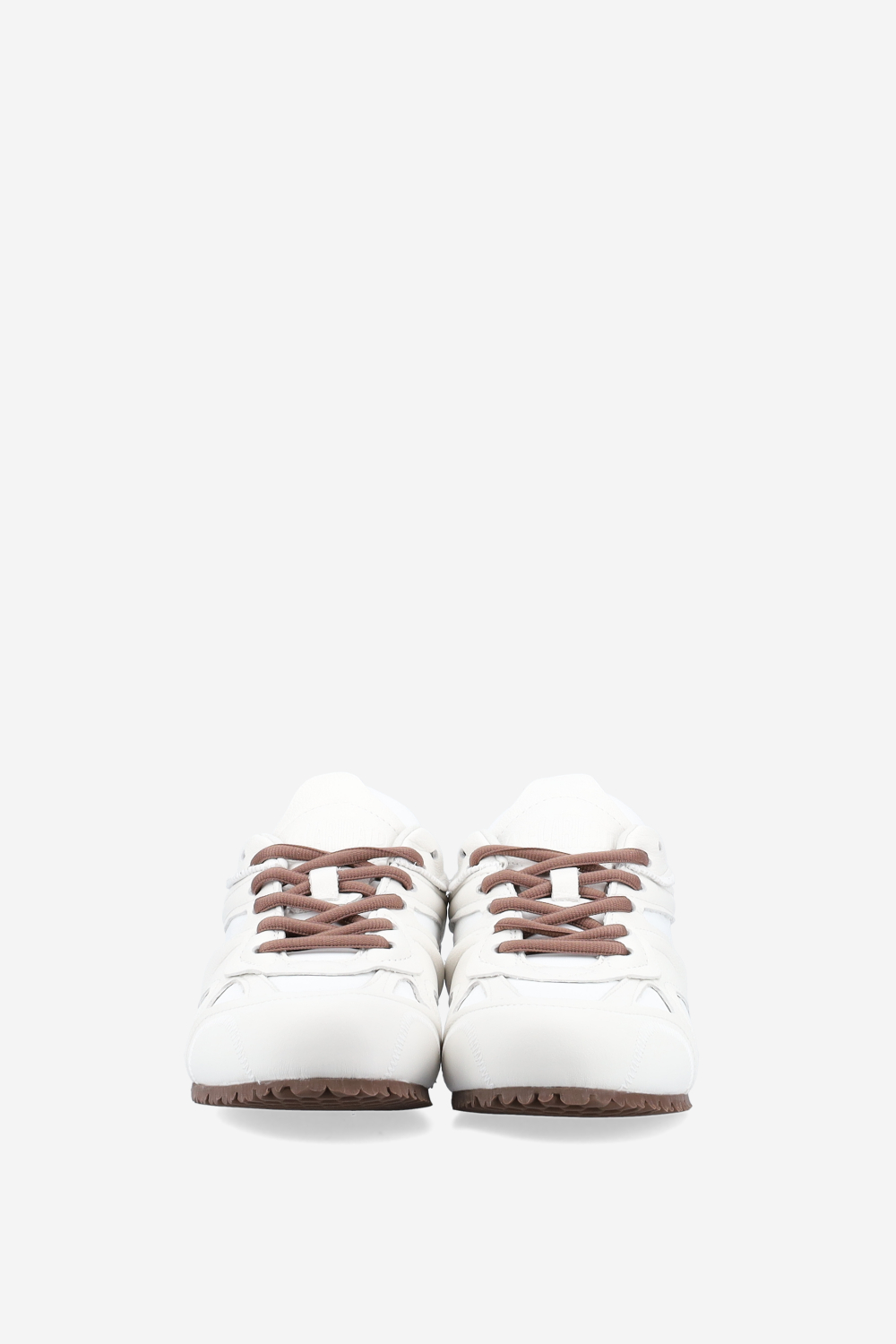 Clay leather sneaker