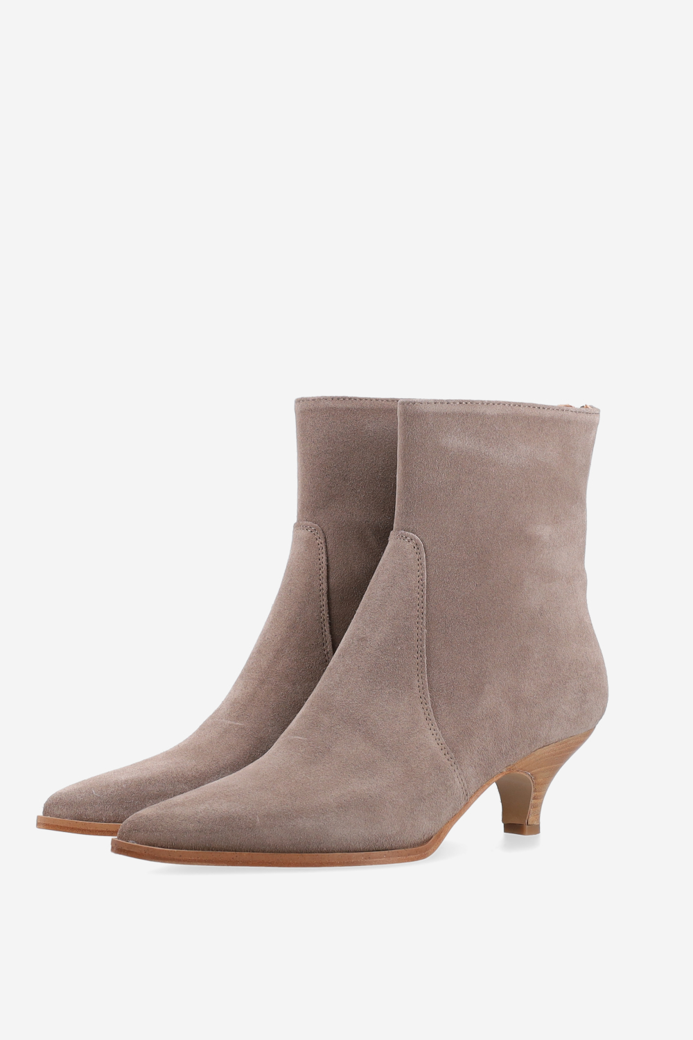 Pointed-toe suede zipper boots