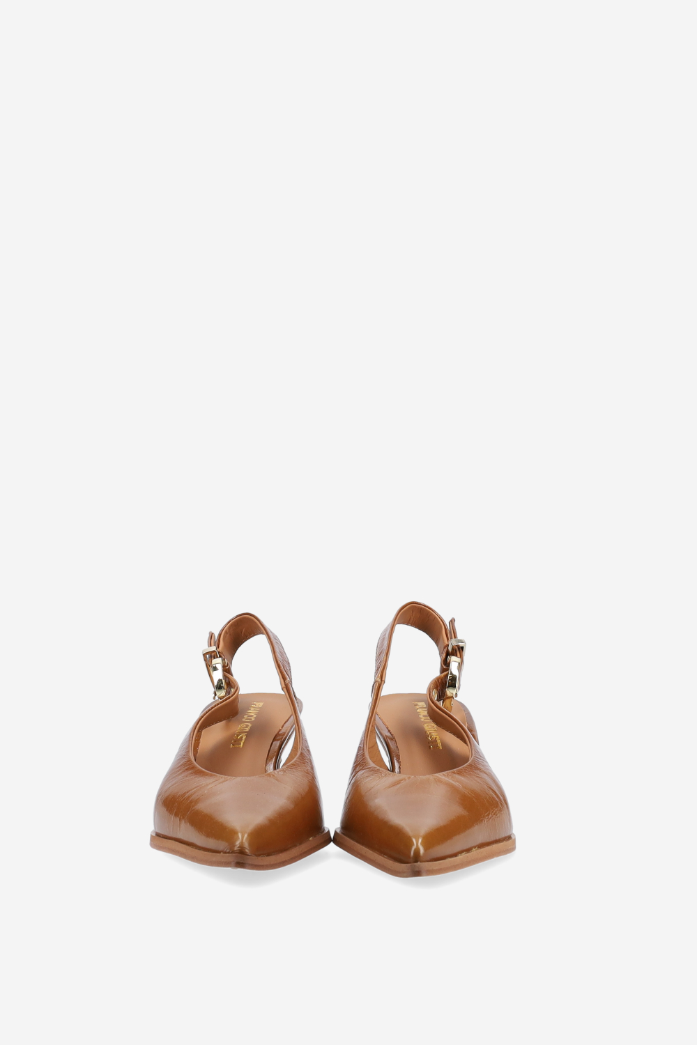 Pointed-toe patent leather slingbacks