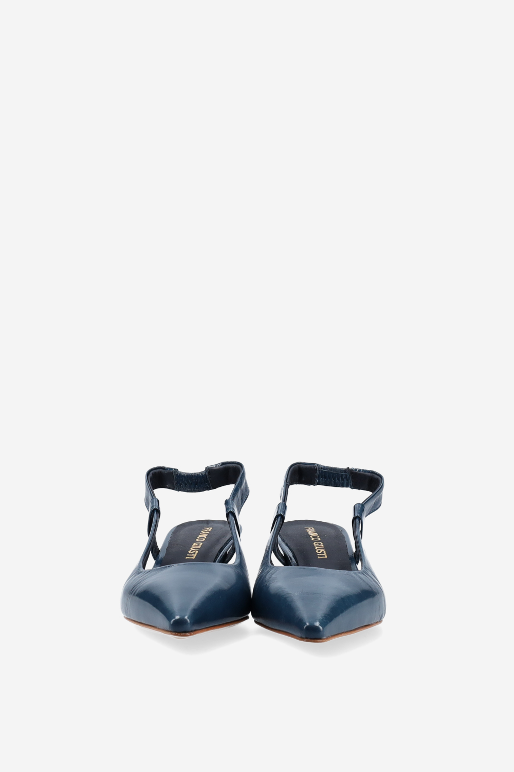 Pointed-toe patent leather slingbacks