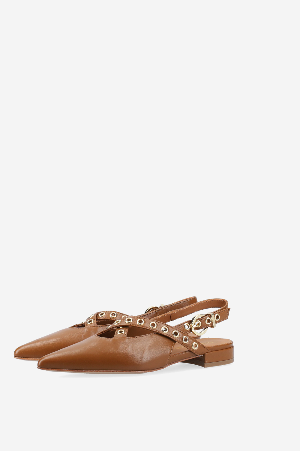 Eyelets leather slingbacks