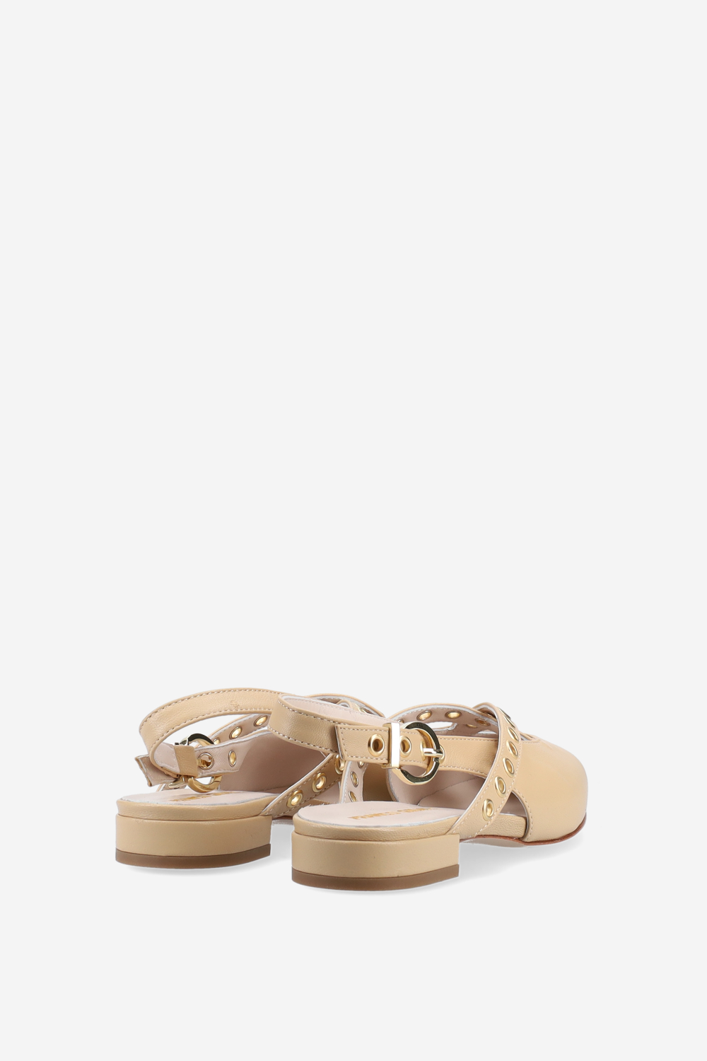 Eyelets leather slingbacks