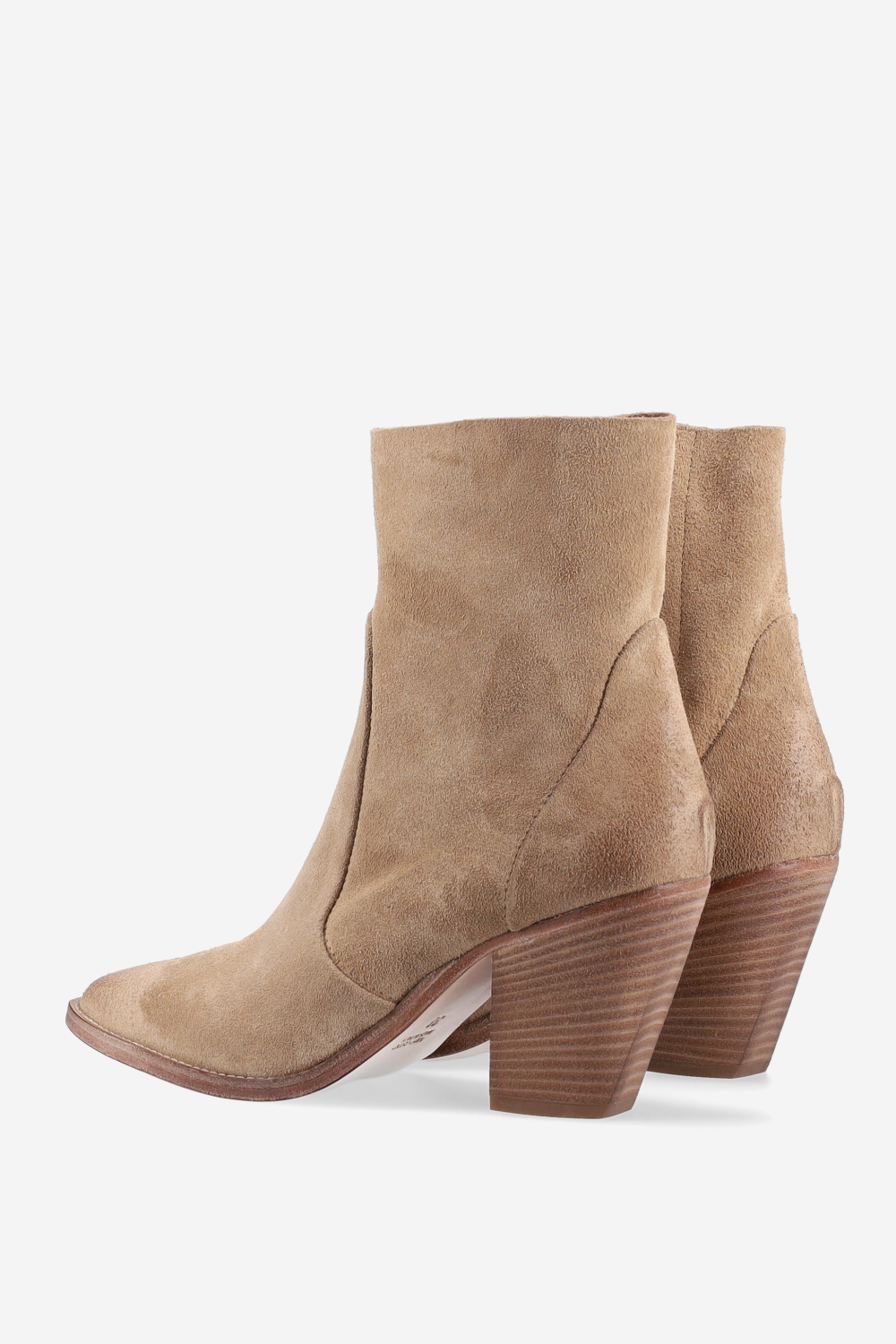 Pointed-toe suede ankle boots