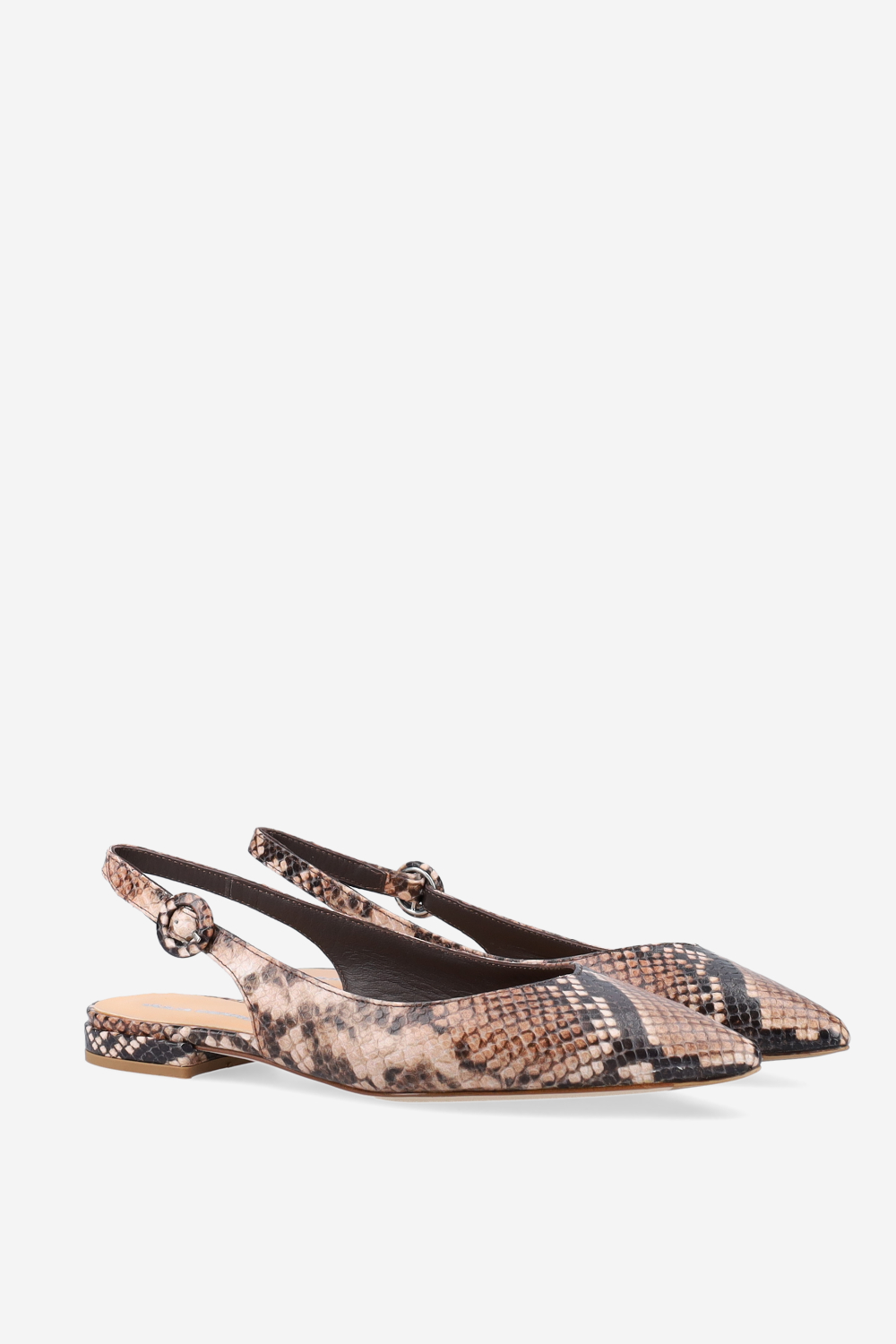 Pointed-toe leather slingbacks