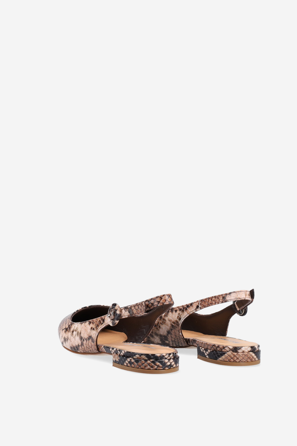 Pointed-toe leather slingbacks