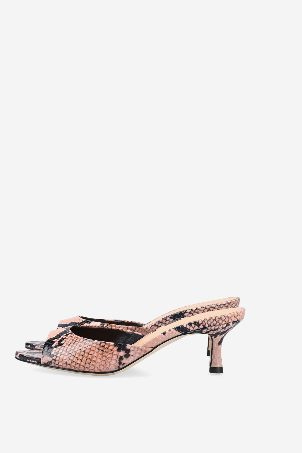 Pointed-toe pitone leather sandals
