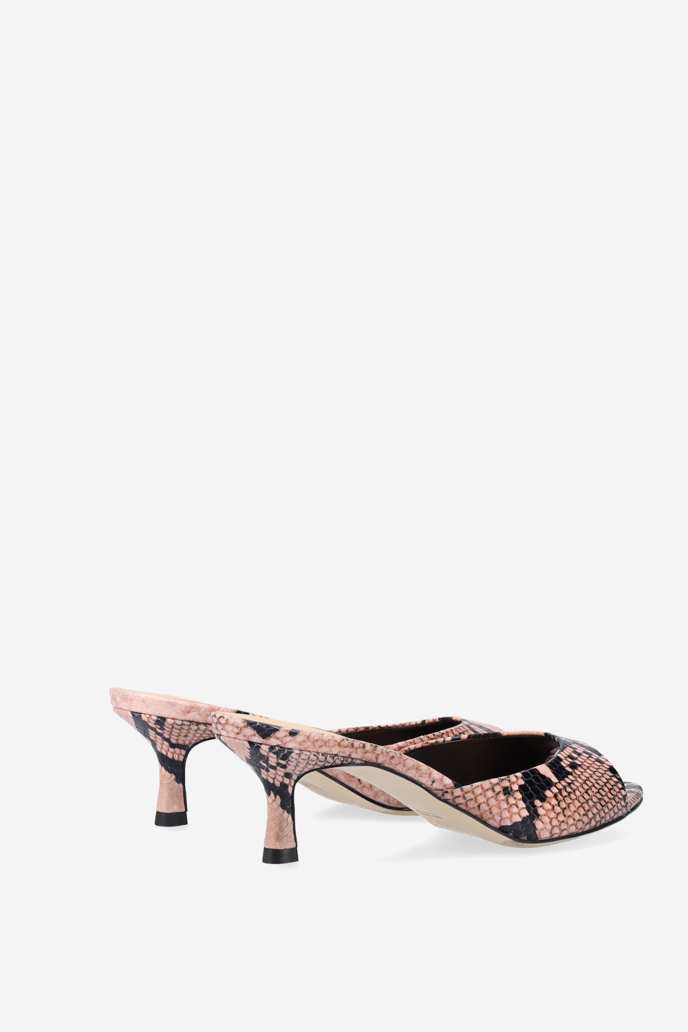 Pointed-toe pitone leather sandals