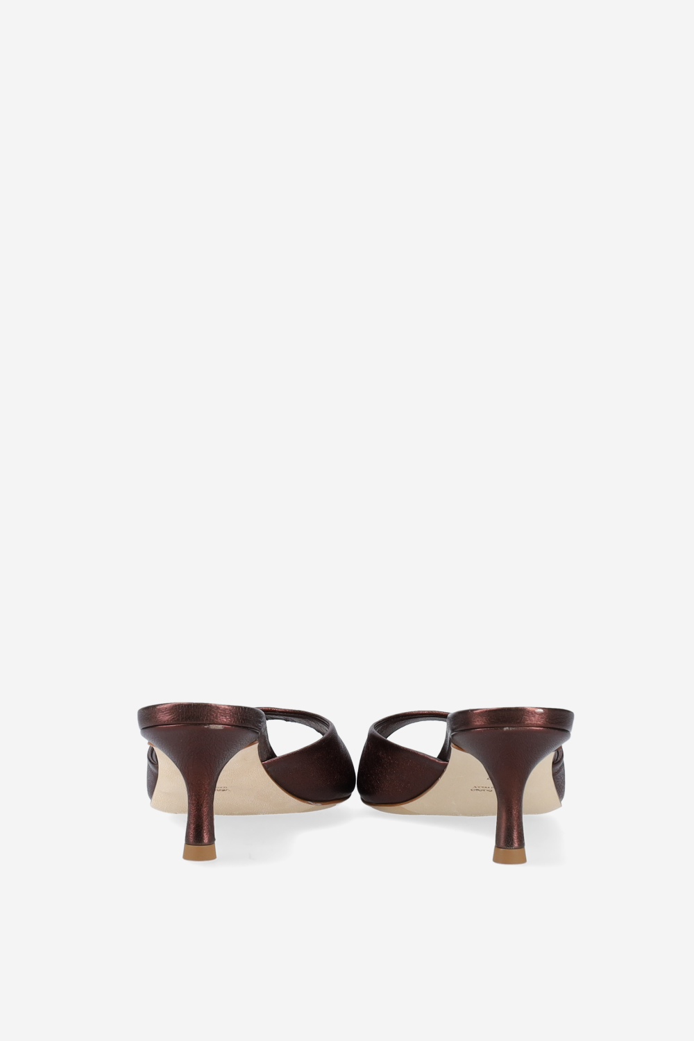 Pointed-toe metallic leather sandals