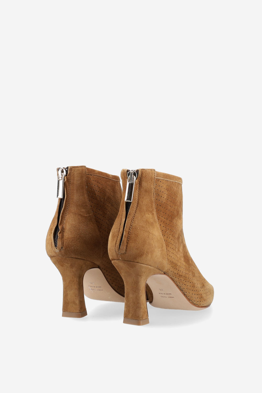 Perforated suede ankel boots