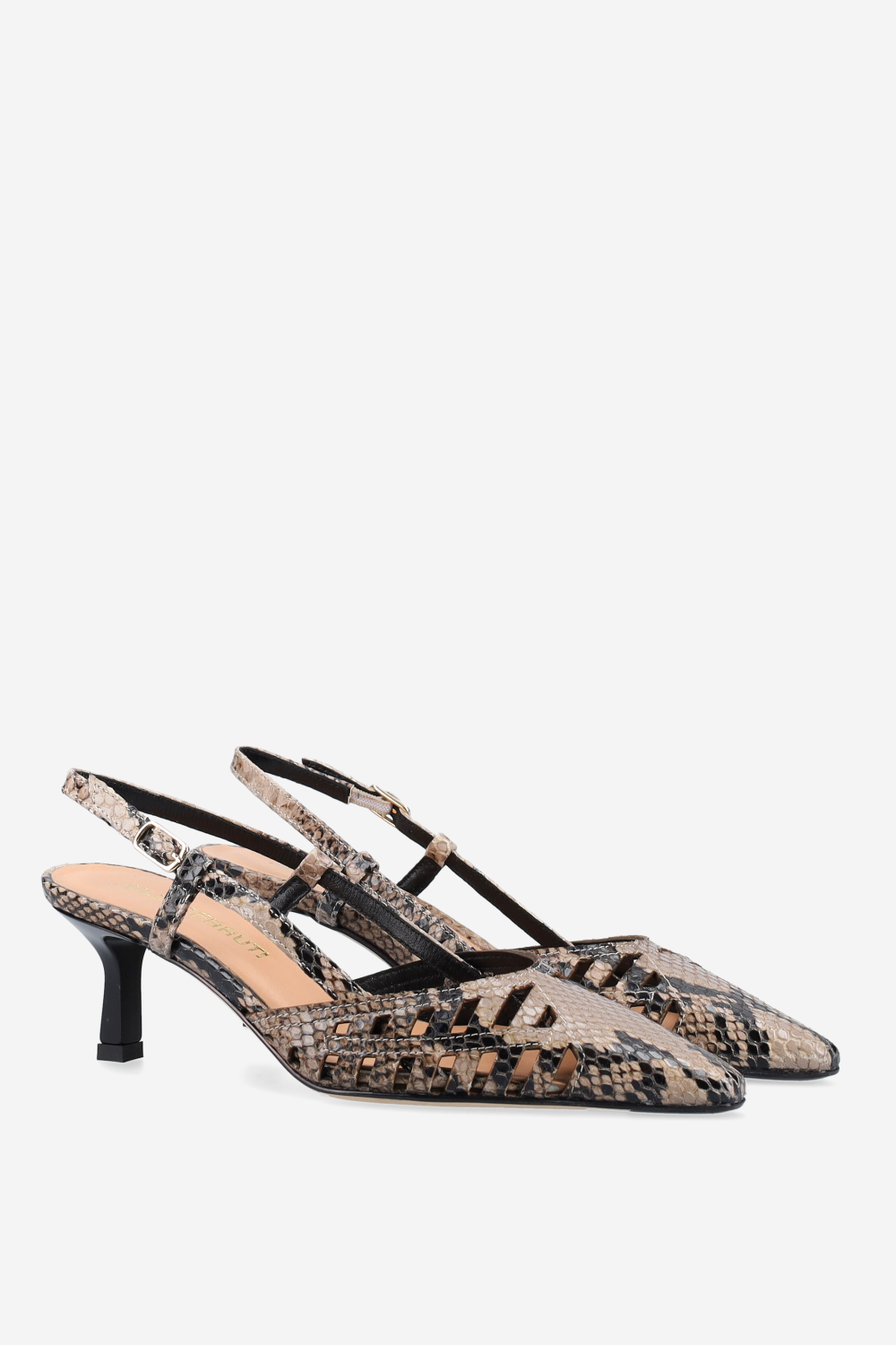 Pointed-toe pitone slingbacks