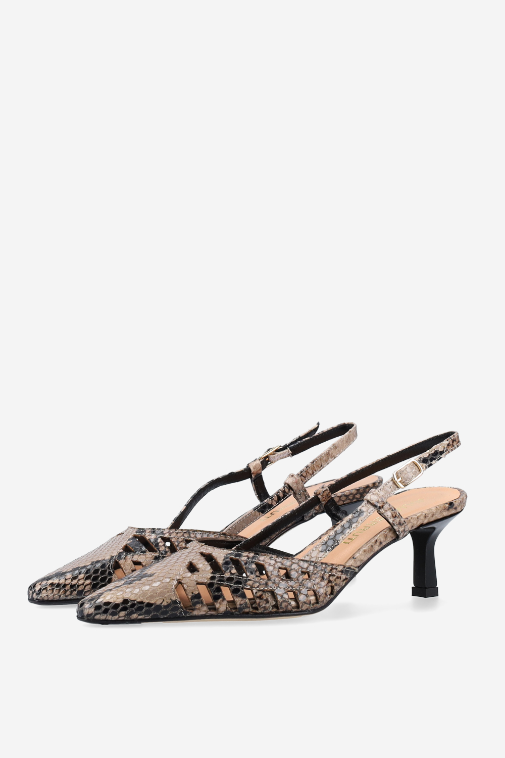 Pointed-toe pitone slingbacks