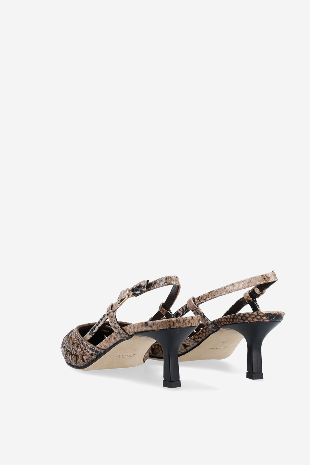 Pointed-toe pitone slingbacks