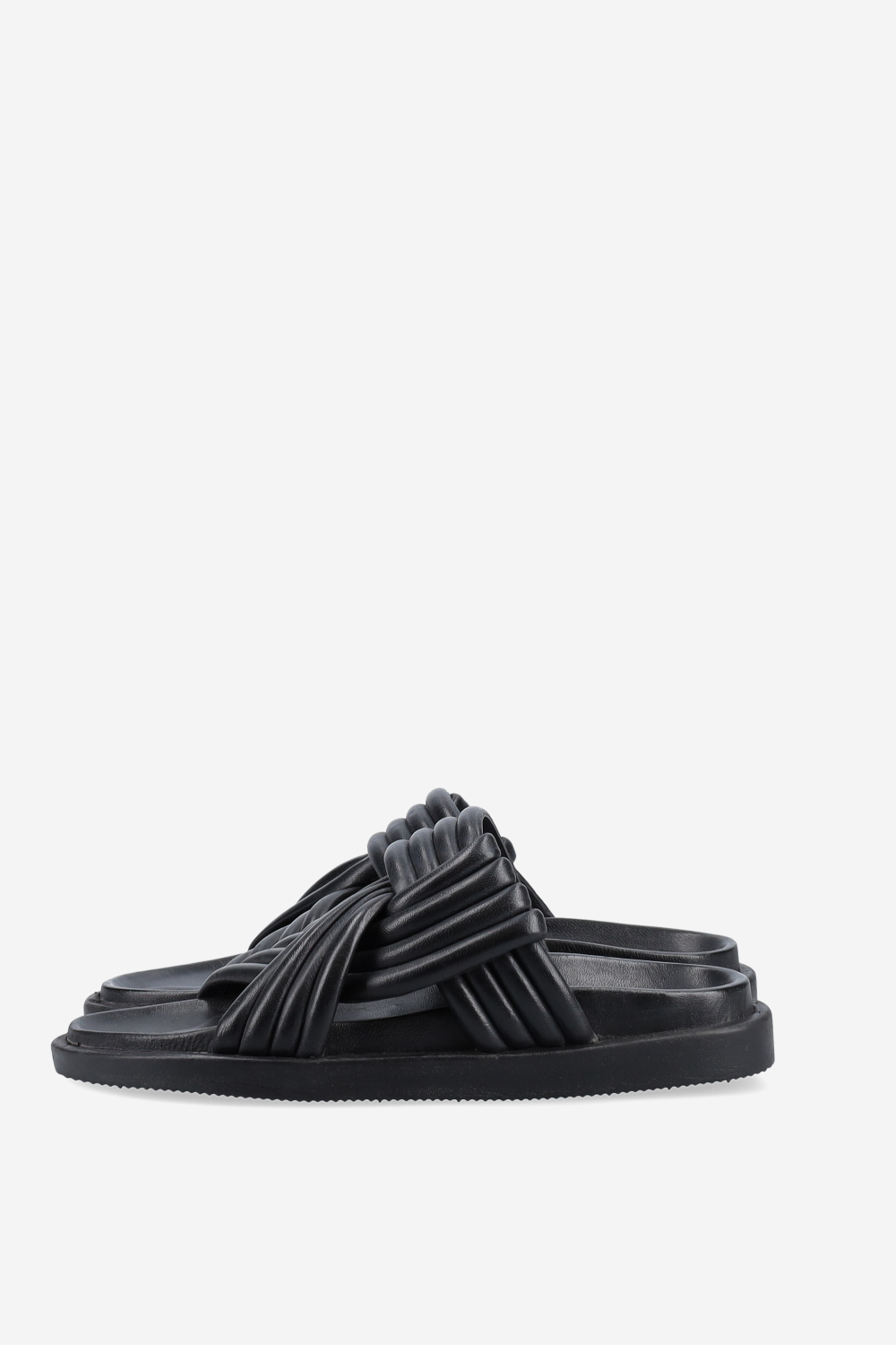 Knotted leather sandals