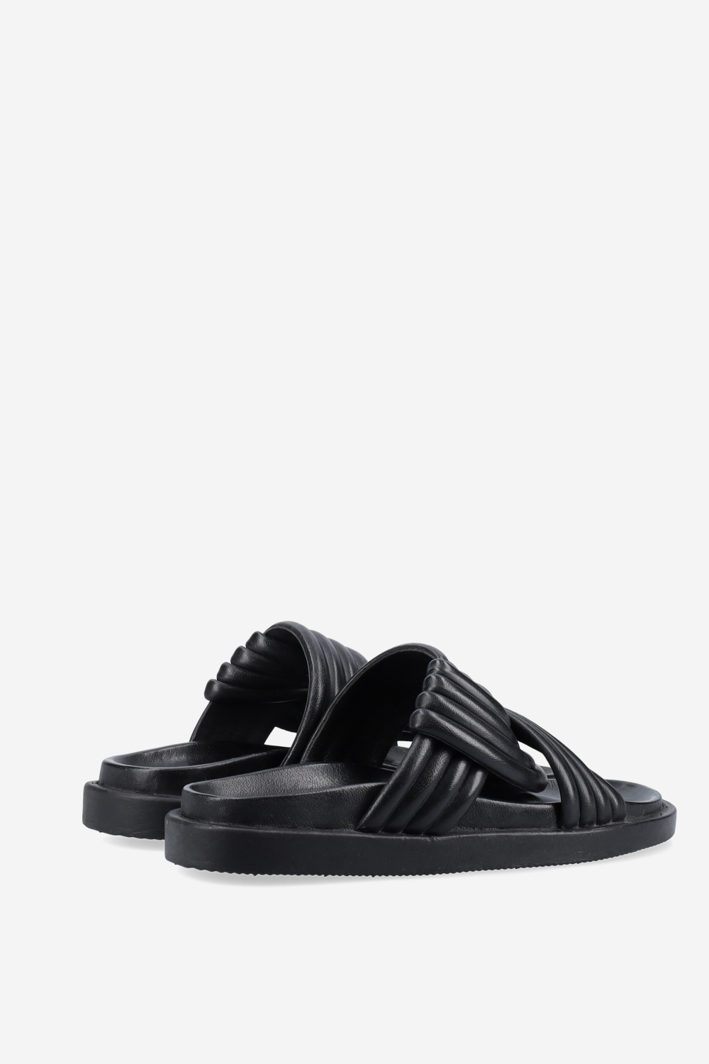 Knotted leather sandals