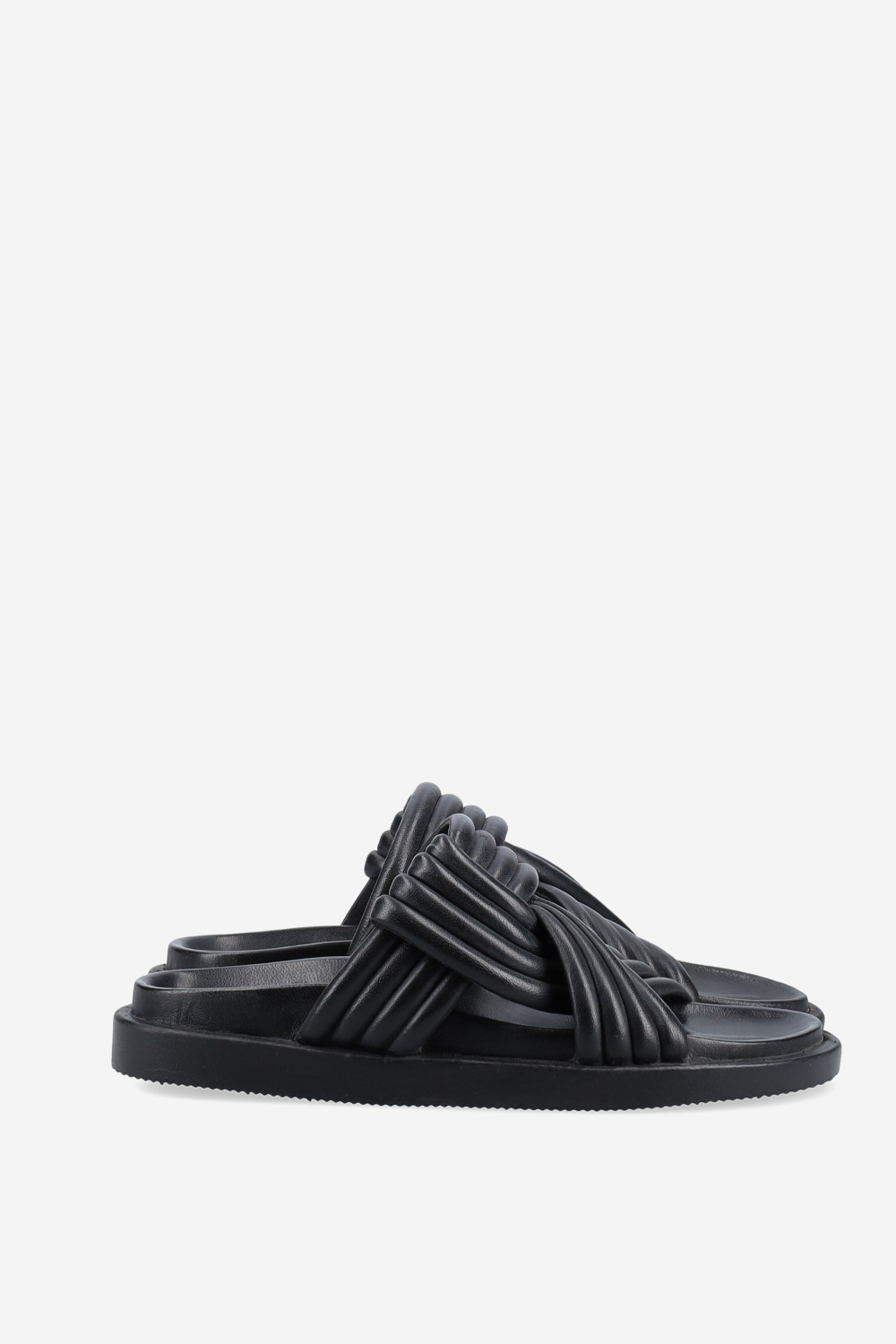 Knotted leather sandals