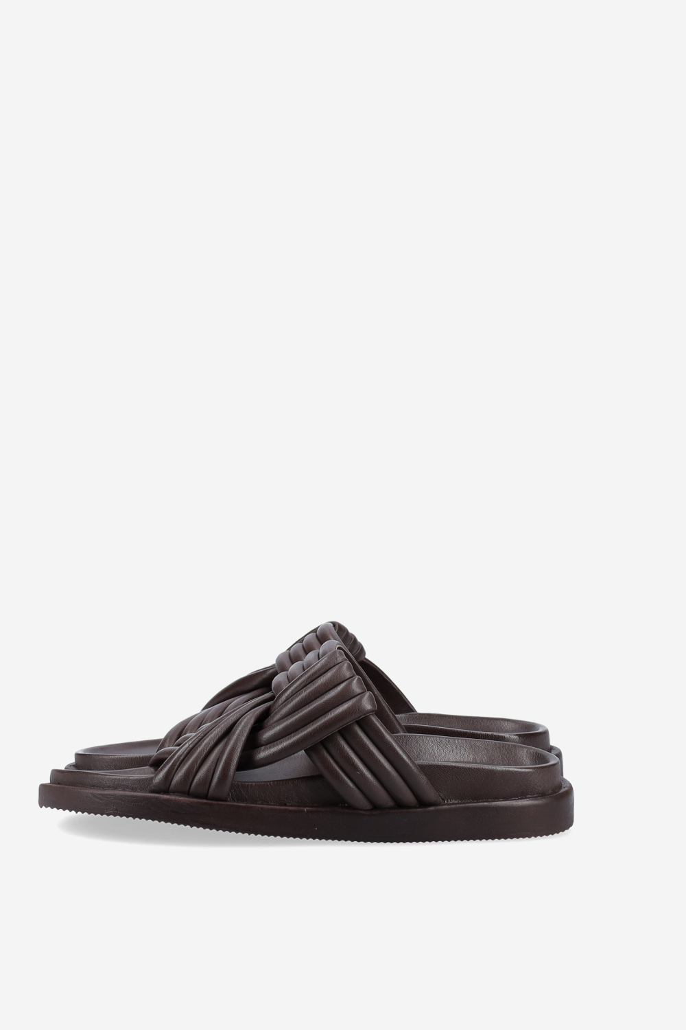 Knotted leather sandals