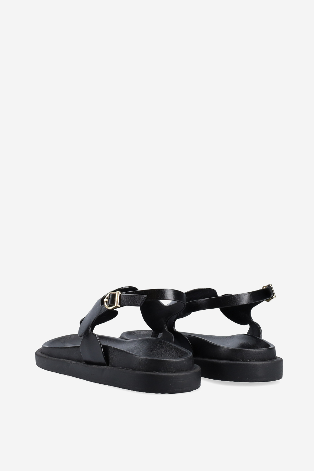 Thong leather sandals