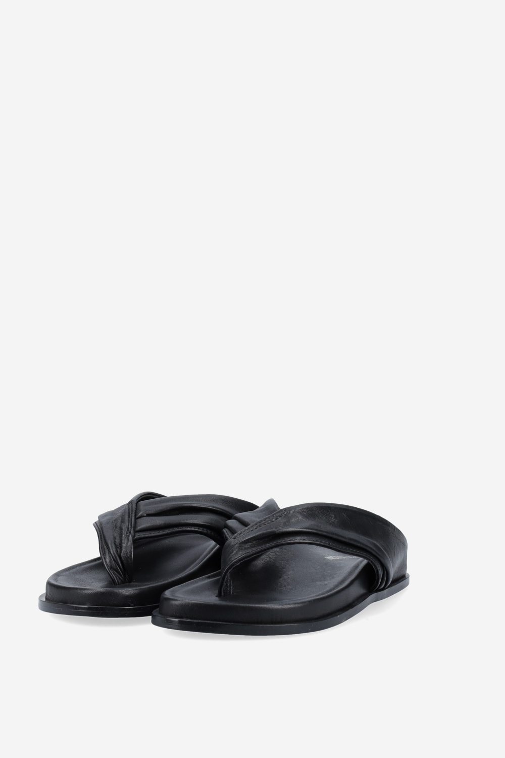 Twisted leather sandals