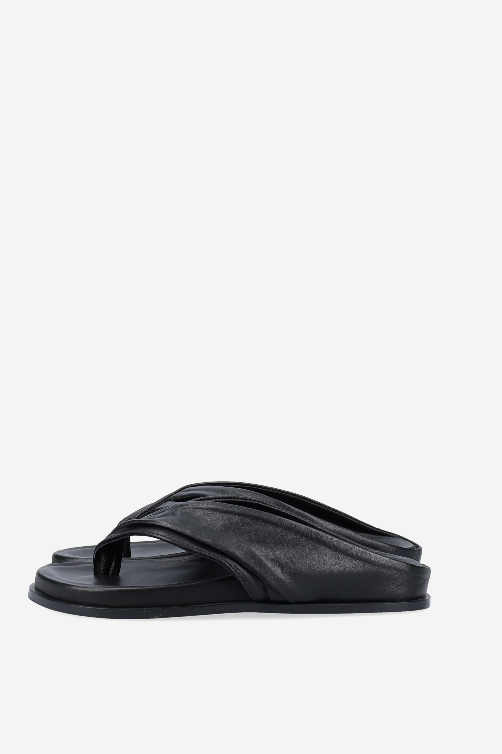 Twisted leather sandals